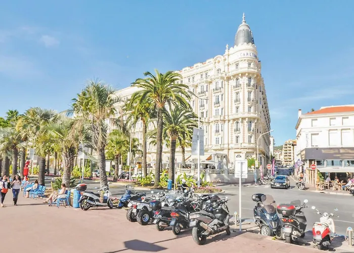 For Two Close To The Beaches Of * Cannes